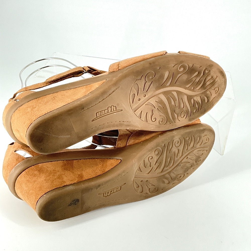 Earth Size 11 Biscuit Tan Suede Wedge Sandals Womens Ruched Ankle Strap Curvet - Picture 10 of 13